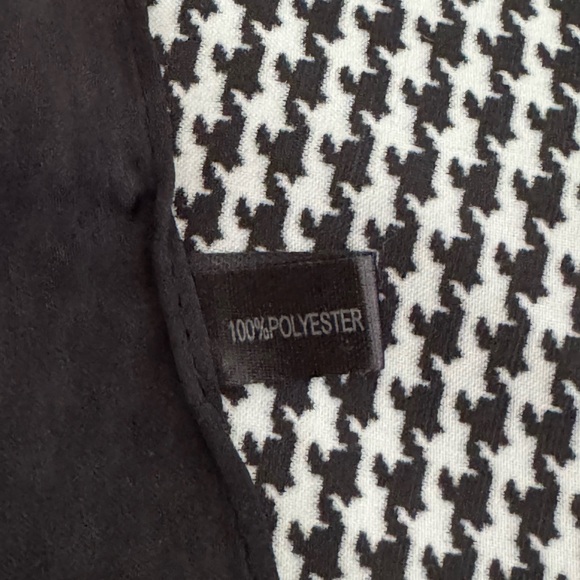 Houndstooth scarf - Picture 2 of 2